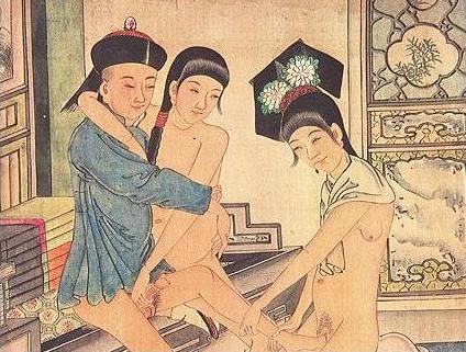 Representación Erótica Ming – Masturbación entre Dos Mujeres y un Hombre